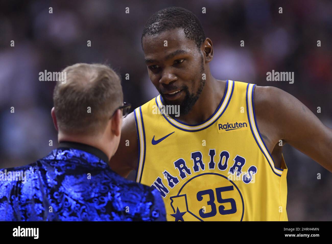 Kevin Durant's a Warrior! First photo in Golden State jersey – The