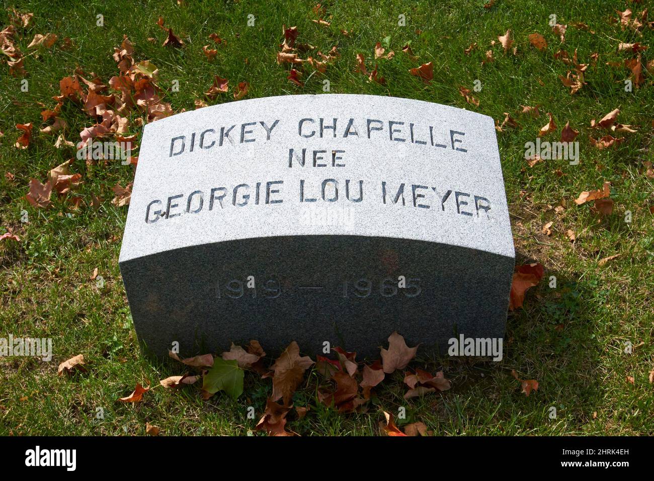 Tombstone of Dickey Chapelle, published war photojournalist, buried in Forest Home Cemetery, Milwaukee, Wisconsin, USA. Stock Photo