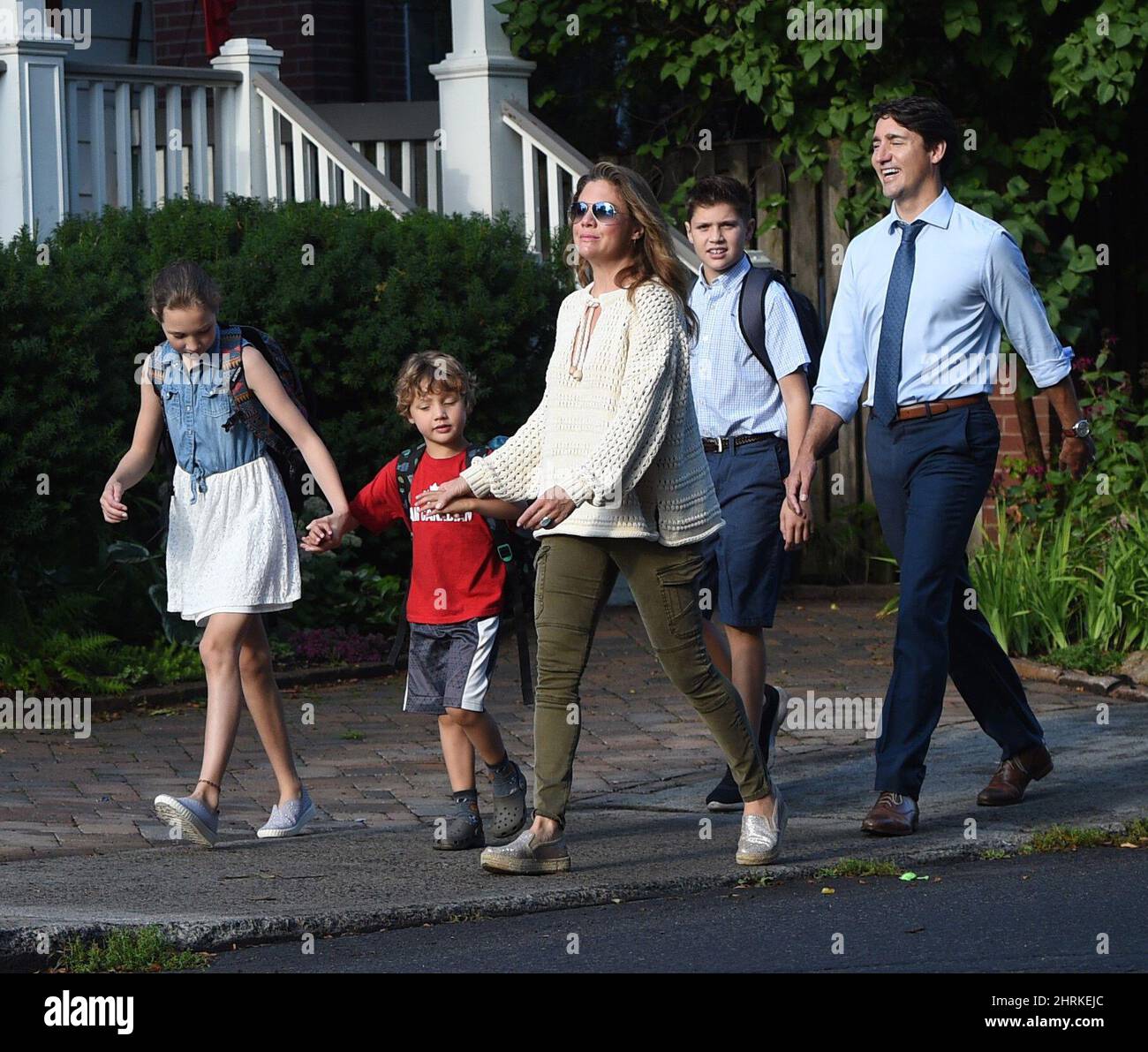 Prime Minister Justin Trudeau and his wife Sophie Gregoire Trudeau walk