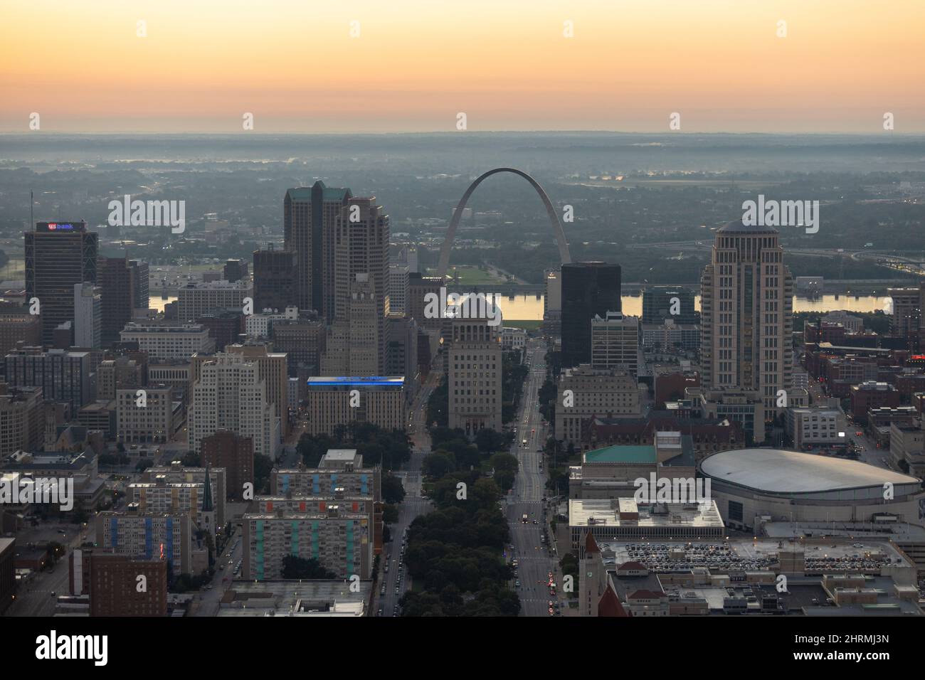 St. Louis Missouri Gateway Arch Skyline Gateway National Park Stock ...