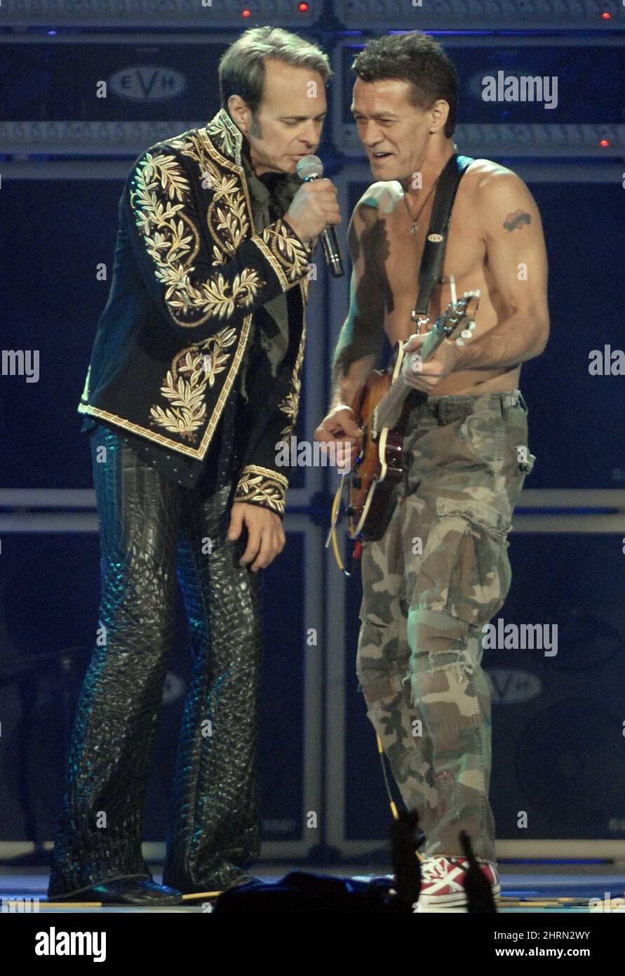 David Lee Roth, left, and Eddie Van Halen of Van Halen perform in Toronto, Sunday, Oct. 7, 2007. (AP Photo/The Canadian Press, Aaron Harris) Stock Photo