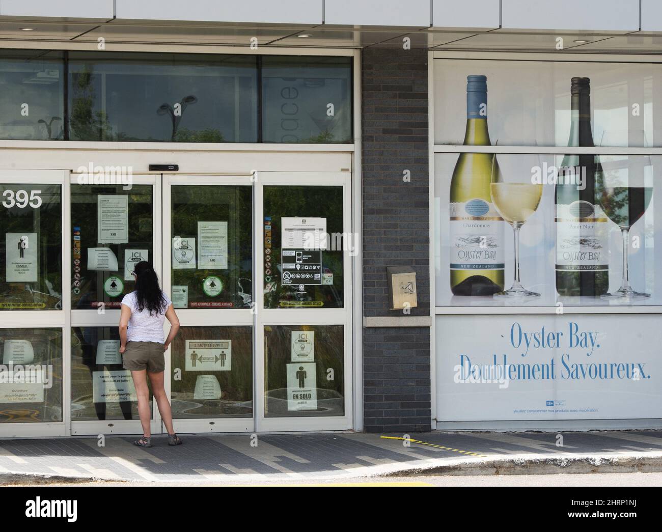 Canada government liquor store hires stock photography and images Alamy
