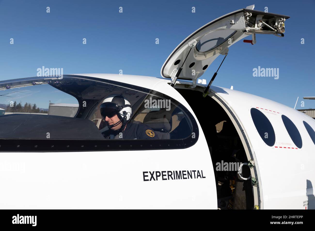 Chief test pilot hires stock photography and images Alamy