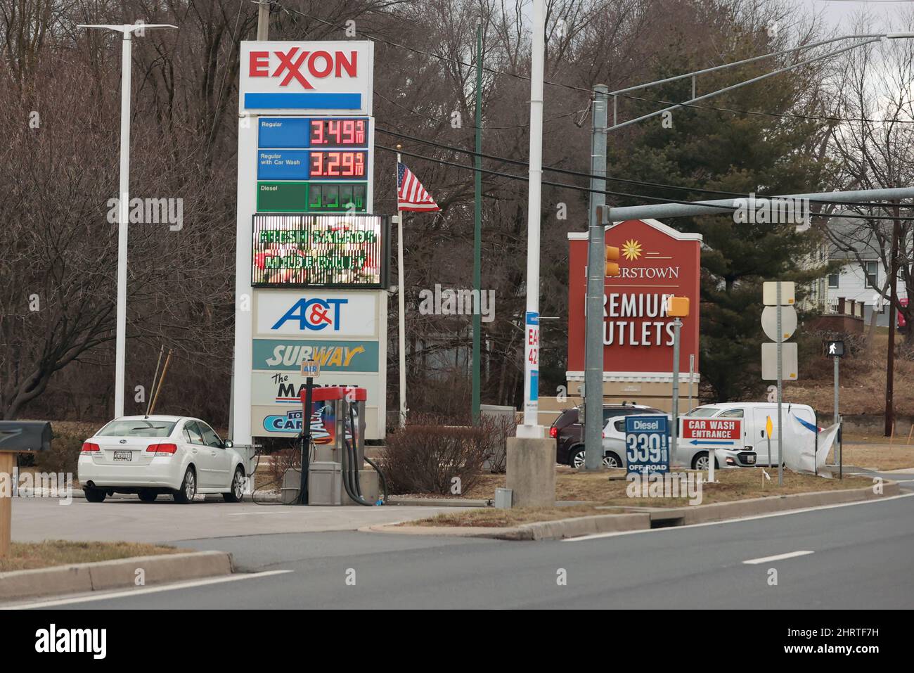 Hagerstown, MD, USA. 25th Feb, 2022. View of Exxon gas station in Hagerstown, Maryland as gas prices continue to rise upon the Russian invasion of Ukraine on February 25, 2022. Credit: Mpi34/Media Punch/Alamy Live News Stock Photo