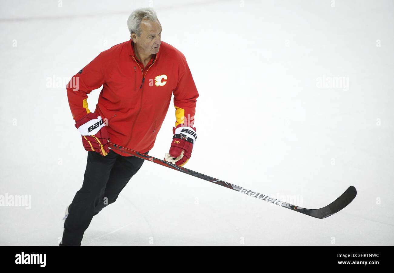 Calgary Flames NHL Head Coach Hoody – The Sport Gallery
