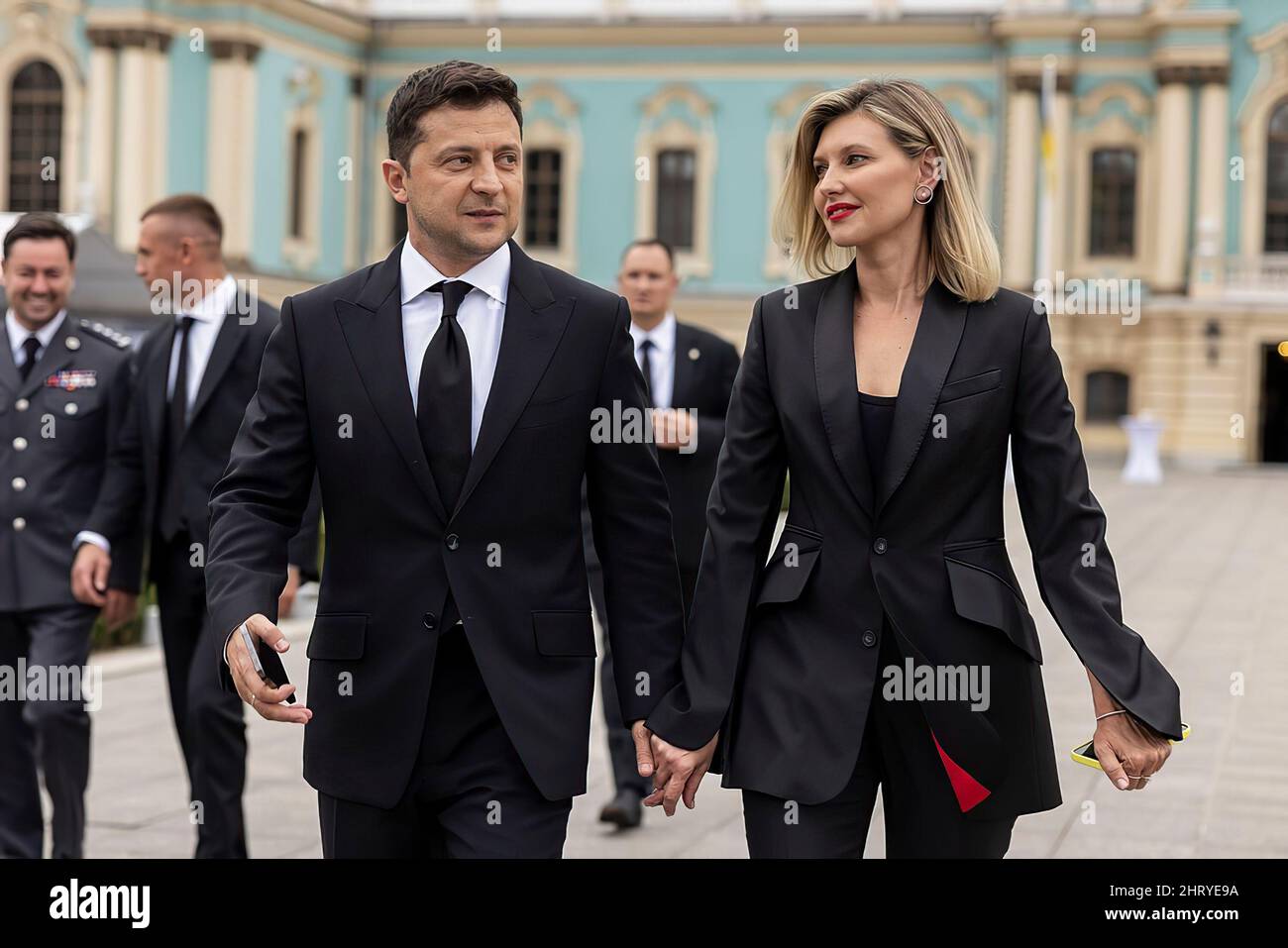 family-wife-lady-hi-res-stock-photography-and-images-alamy
