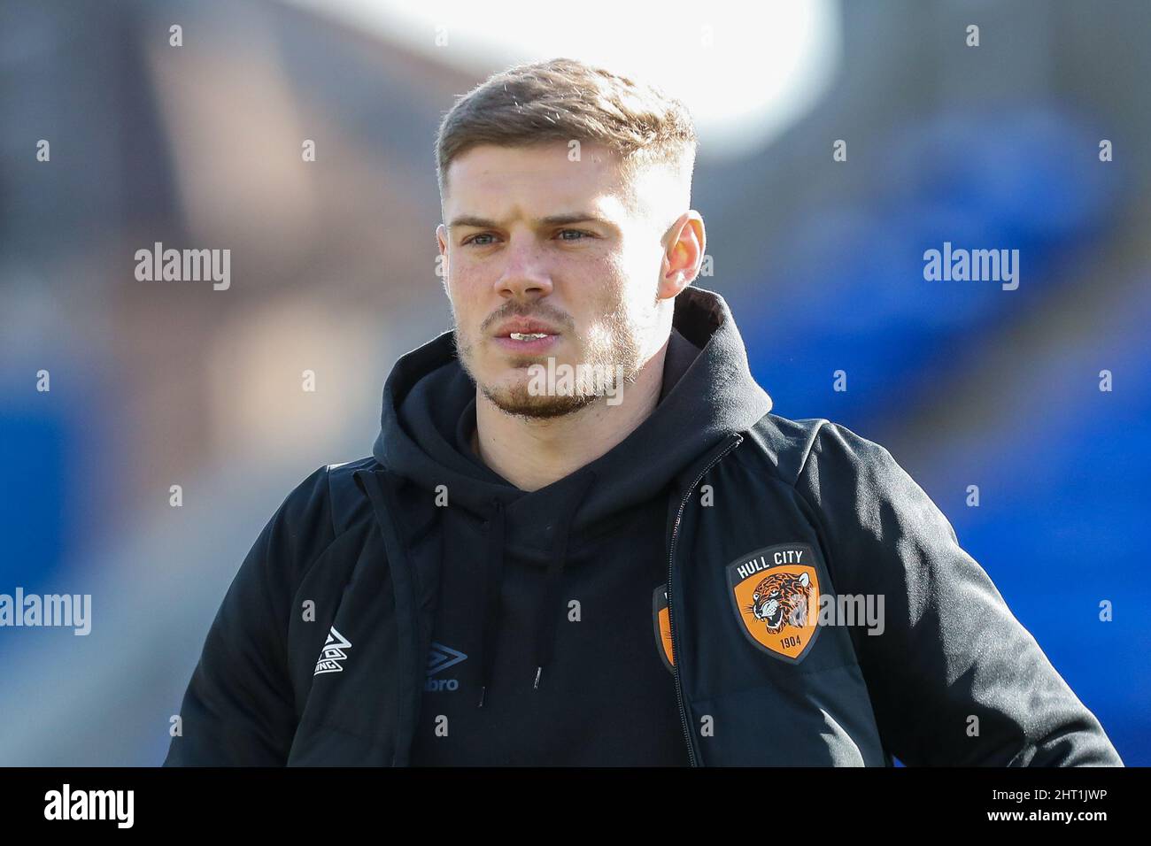 Regan Slater 27 of Hull City arrives at Weston Homes Stadium ahead of today's game Stock Photo