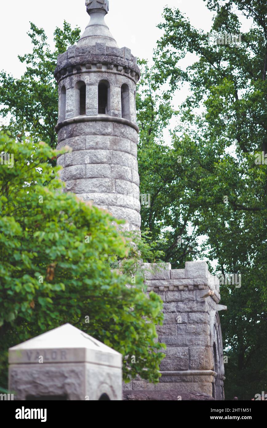 View of the monument to The 12th and 44th New York volunteer Infantry regiments surrounded by trees Stock Photo