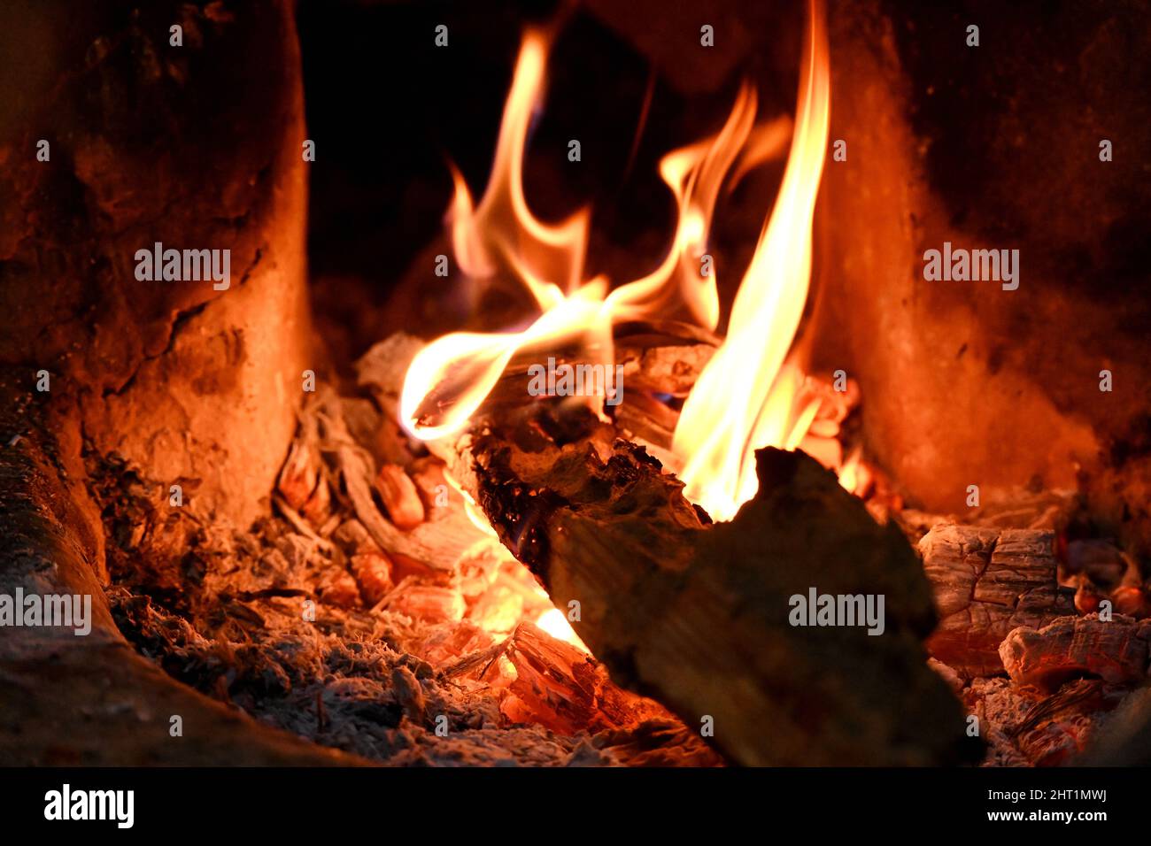 Closeup of the red-yellow fire Stock Photo - Alamy