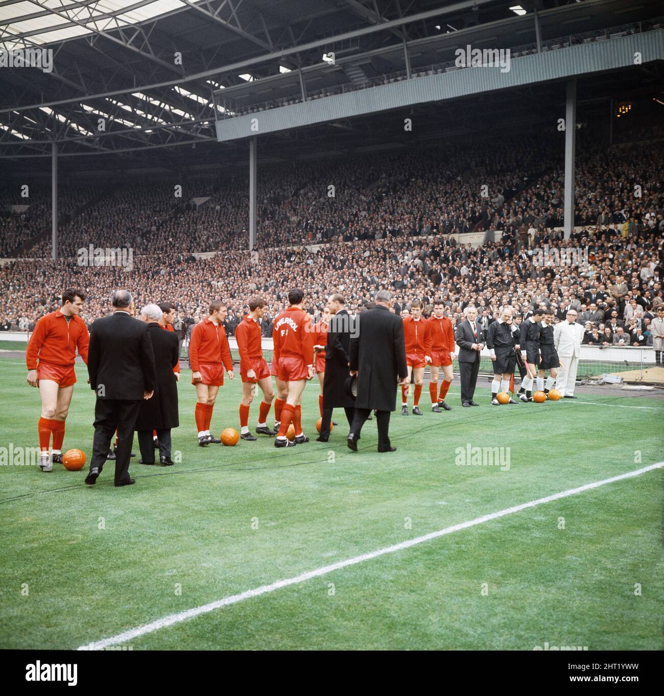 Liverpool v leeds 1965 hi-res stock photography and images - Alamy