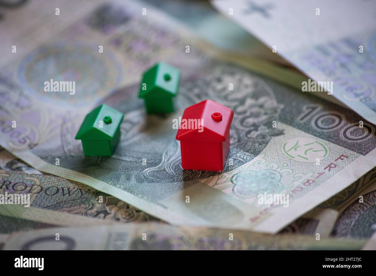 Iconic houses on Polish money (PLN). Real estate in Poland Business