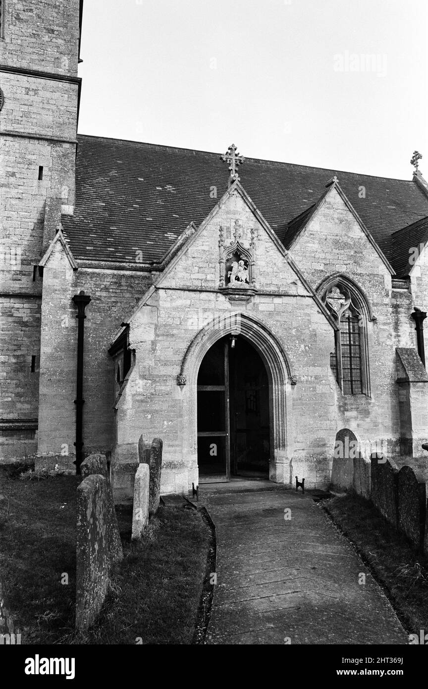 St Martin's Church in Bladon, Oxfordshire. Burial place of members of the Churchill family. 25th January 1965. Stock Photo