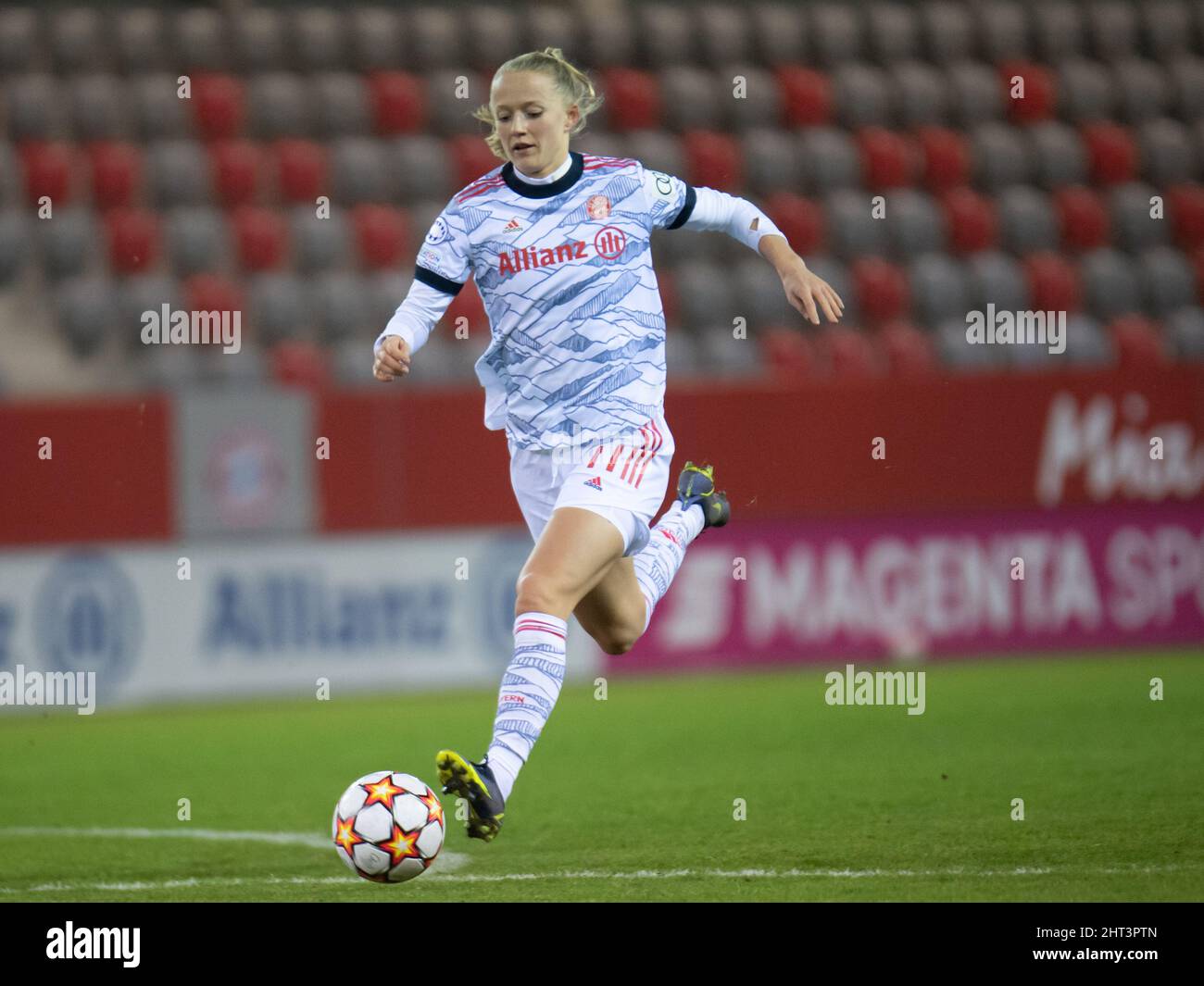 Lea Schuller (11 FC Bayern München)  during the UEFA Womens Champions League 2021/2022 ,Group stage between FC Bayern Munich and Benfica Lisbon at FC Stock Photo