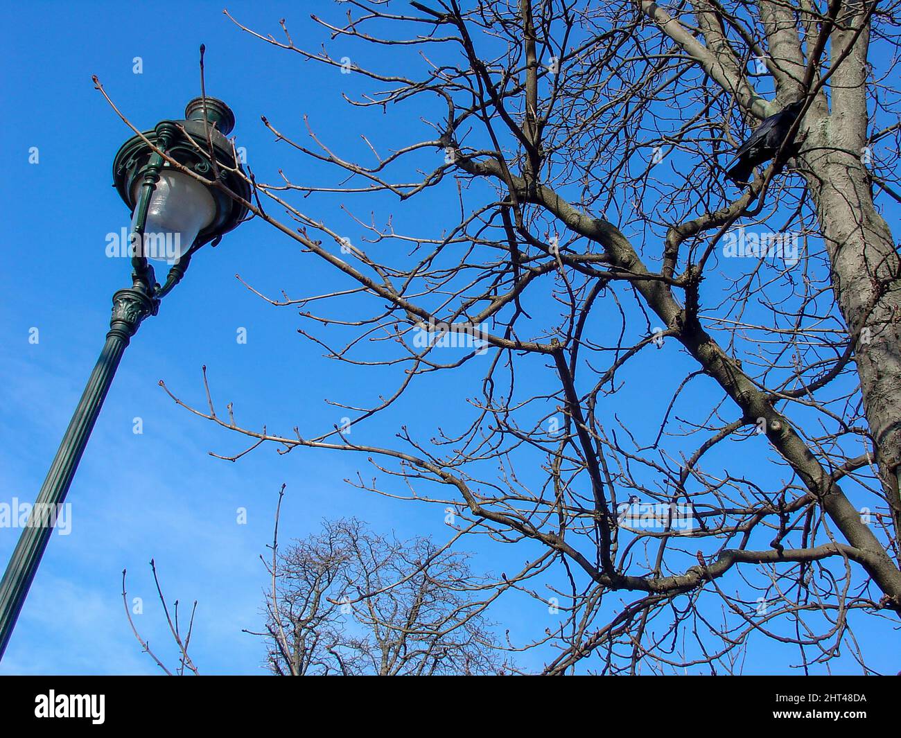 Paris parks hi-res stock photography and images - Alamy