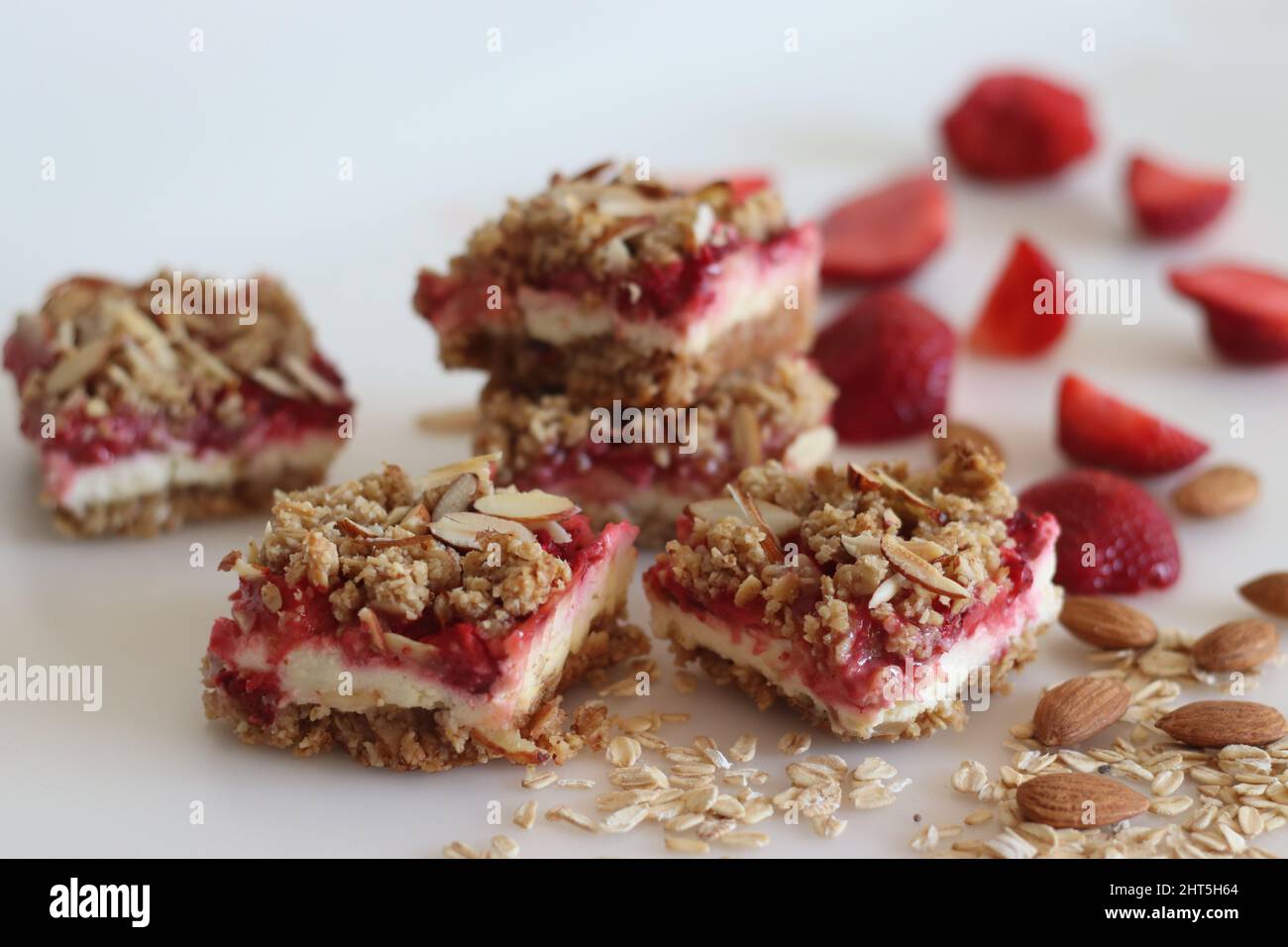 Strawberry oats almonds Breakfast bar. No flour breakfast bar with