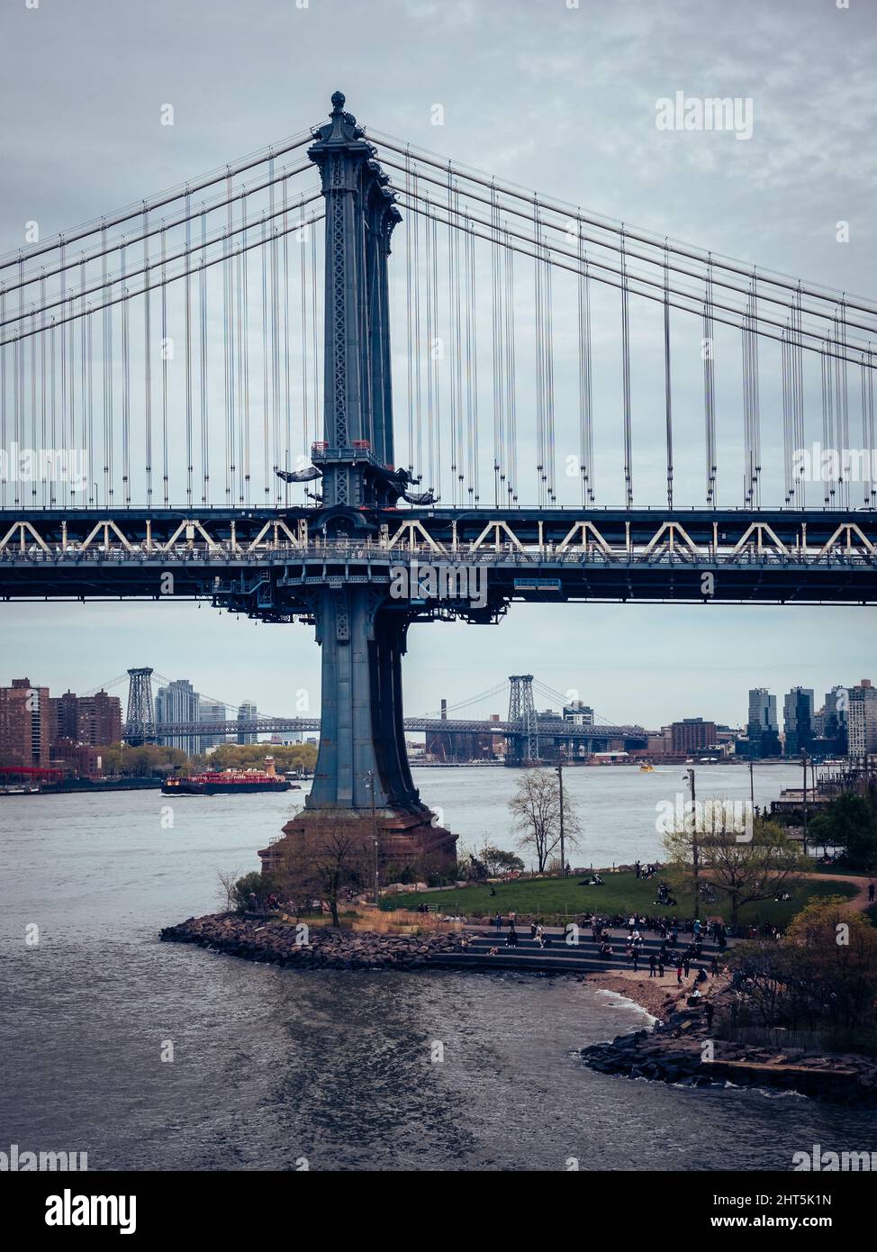 Dumbo downtown hi-res stock photography and images - Alamy