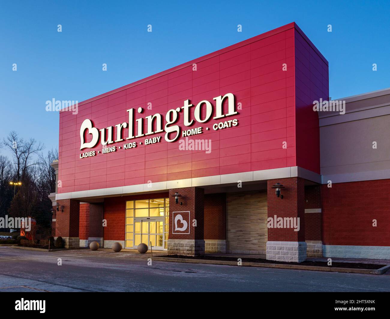 New Hartford, New York - Feb 24, 2022: Closeup View of Burlington Exterior. Burlington Founded in 1972 as a Discount Department Store Operating over 4 Stock Photo