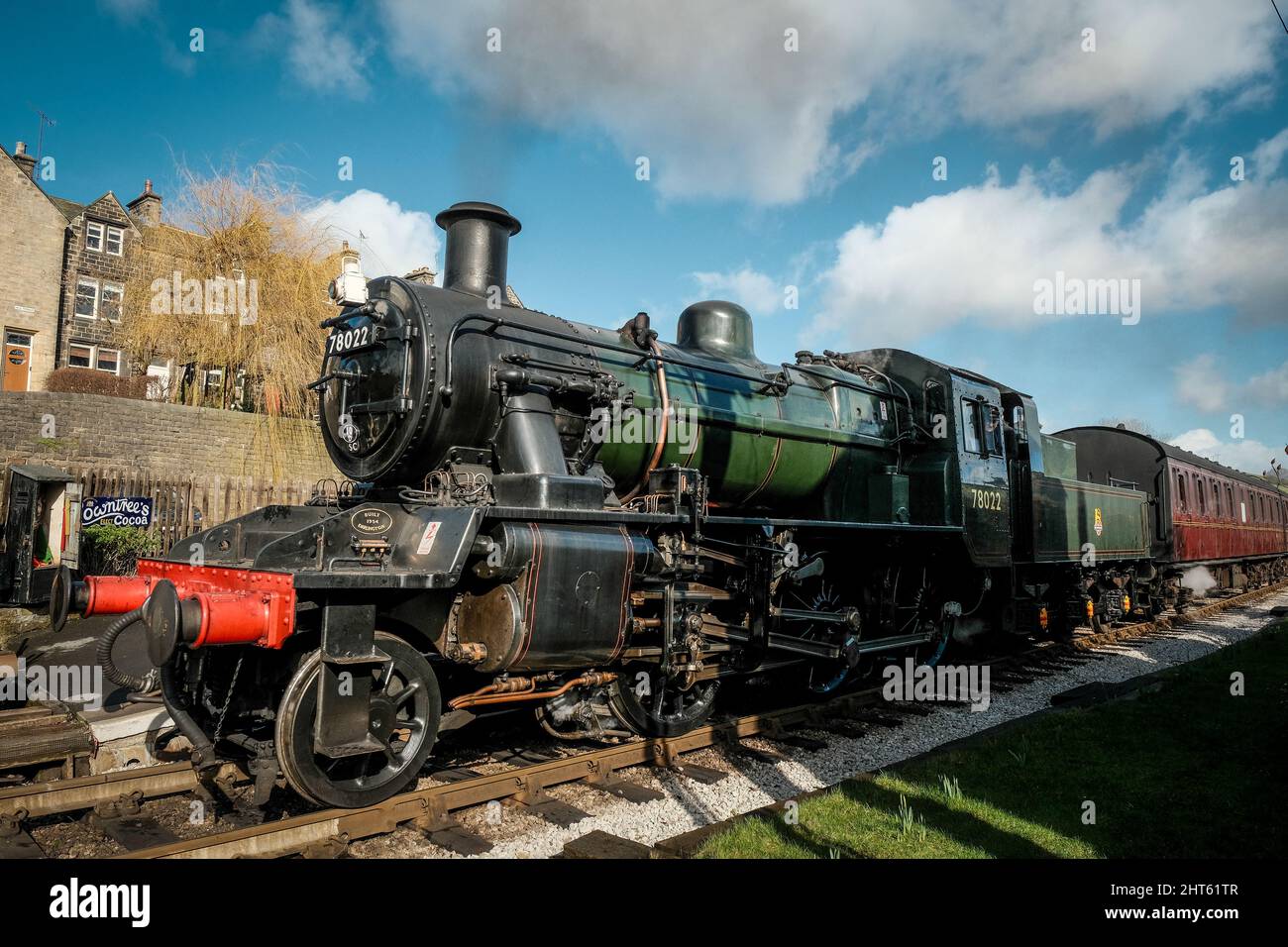 Oakworth Station on the Keighley & Worth Valley Railway in West Yorkshire Stock Photo