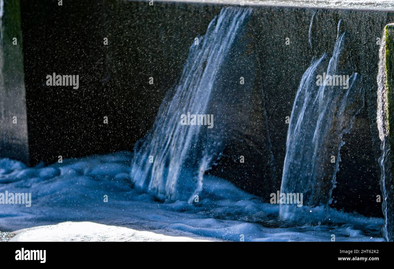 Sea Water Breaking Through Wooden Sea Groyne Stock Photo Alamy