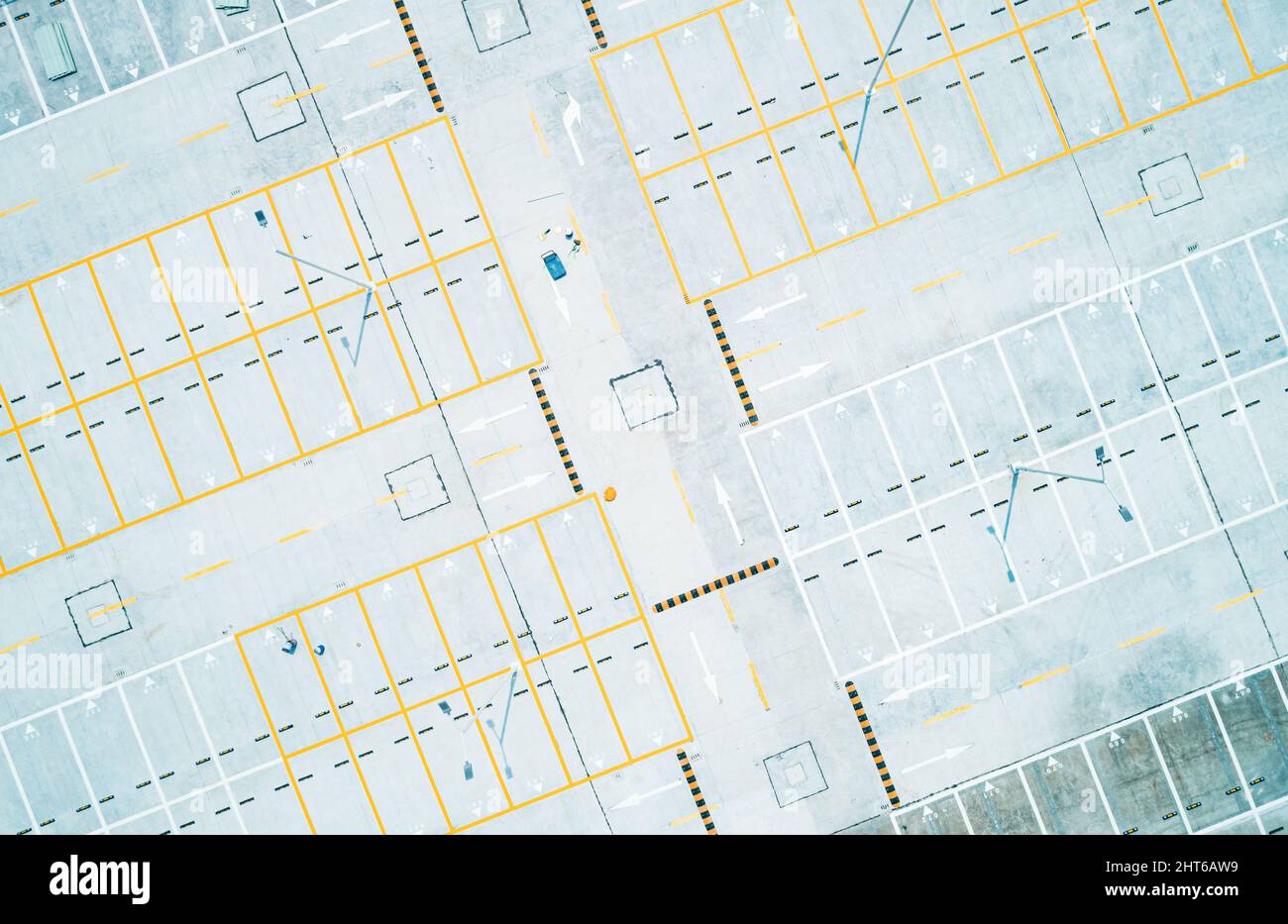 Parking lot aerial photo hi-res stock photography and images - Alamy