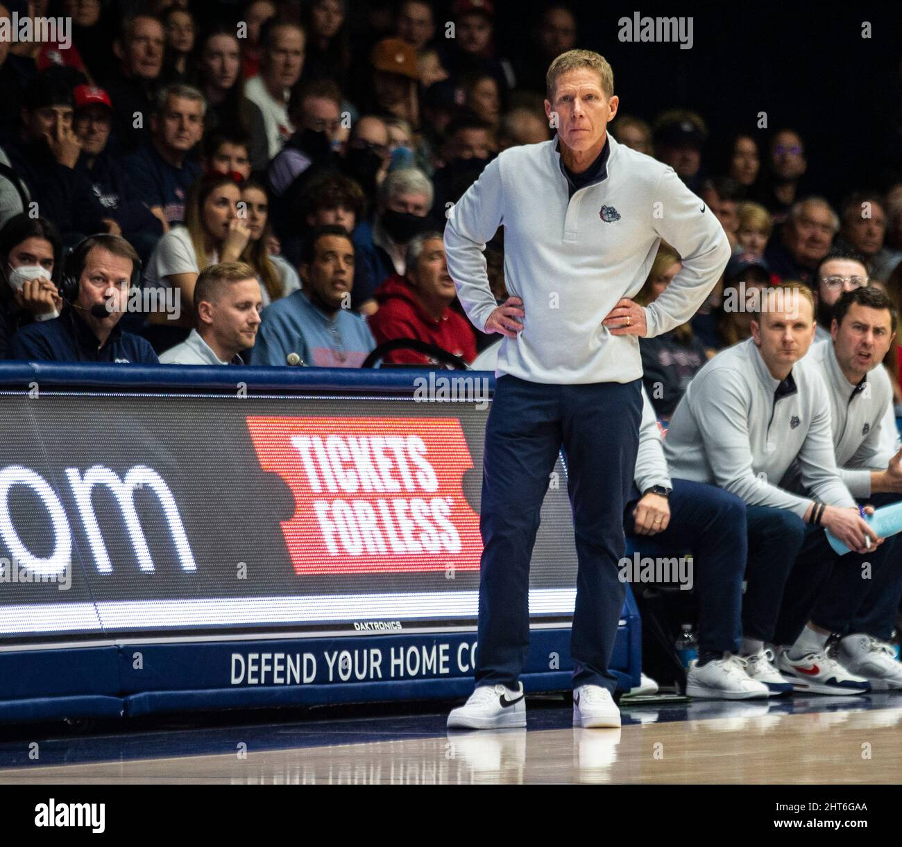 Gonzaga head coach mark few hi-res stock photography and images - Alamy