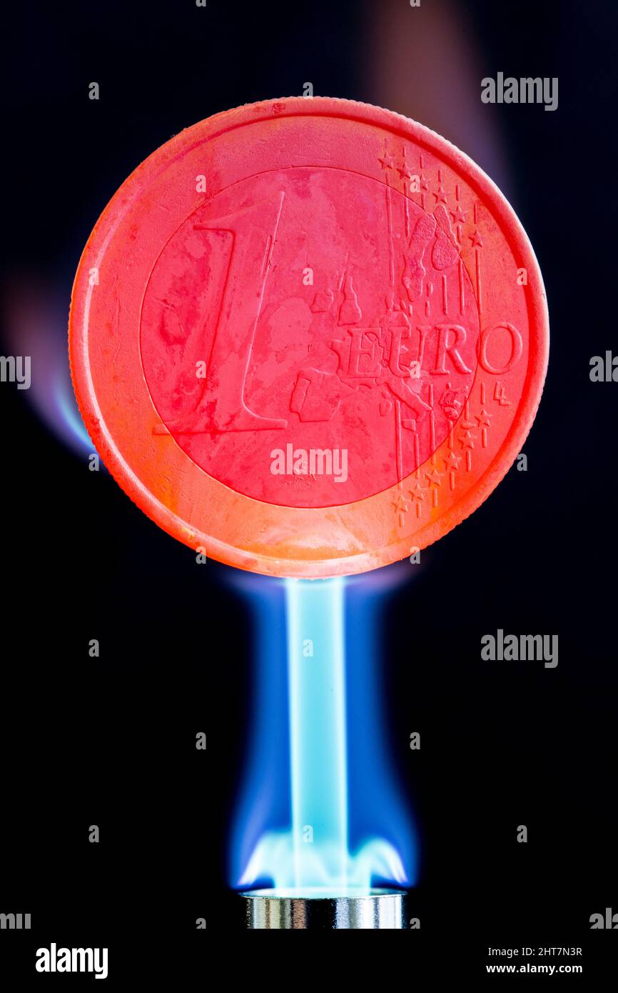 Euro, Gasflamme, Glühender Euro Stock Photo