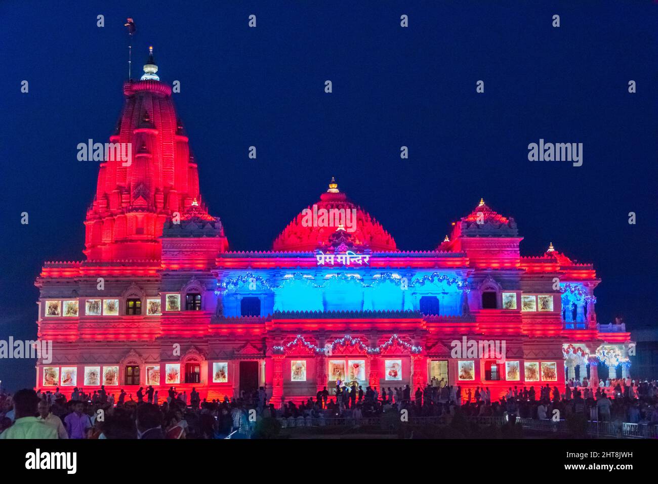 Night view of illuminated Prem Mandir, Vrindavan, Mathura District, Uttar Pradesh, India Stock Photo