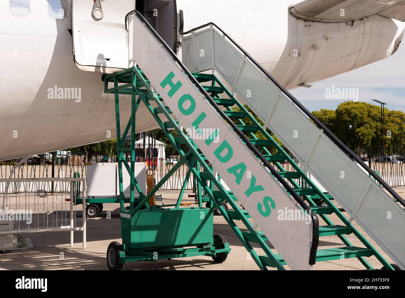 Boarding ladder and entrance door of an airplane Stock Photo Alamy