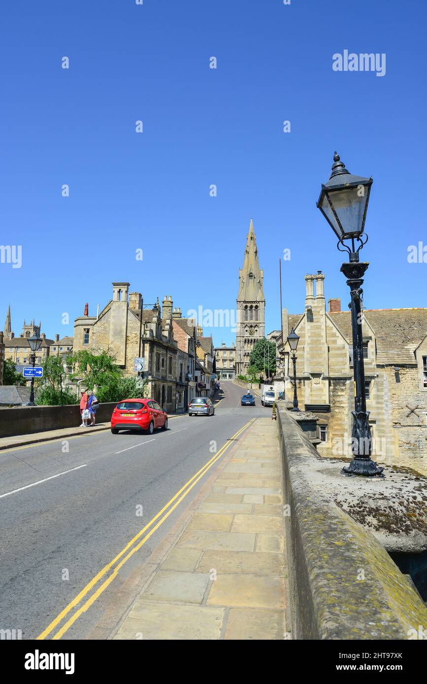 St Mary's Church and St Mary's Hill from Town Bridge, Stamford, Lincolnshire, England, United Kingdom Stock Photo