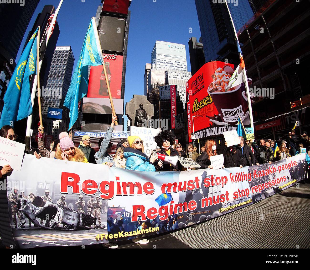 Times square rally feb 27 hi-res stock photography and images - Alamy
