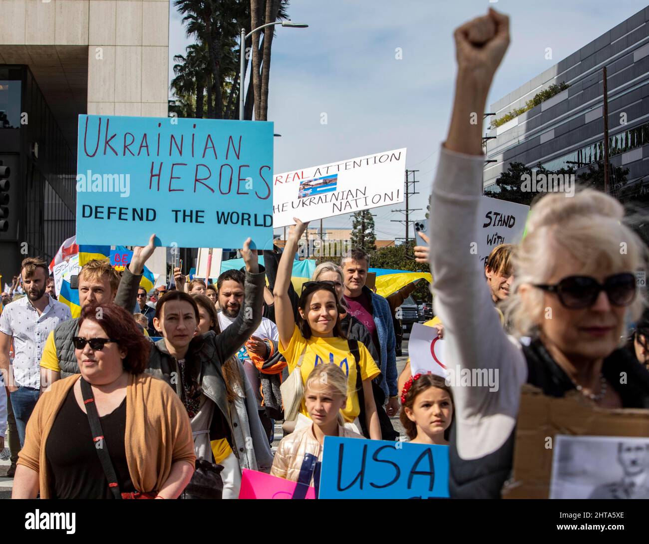 Los Angeles, California, USA. 27th Feb, 2022. Hundreds of people from the Ukrainian American community in Los Angeles and their supporters gathered at the intersection of Santa Monica and Sepulveda Boulevards in Westwood to protest against Russia's invasion of Ukraine. (Credit Image: © Jill Connelly/ZUMA Press Wire) Stock Photo