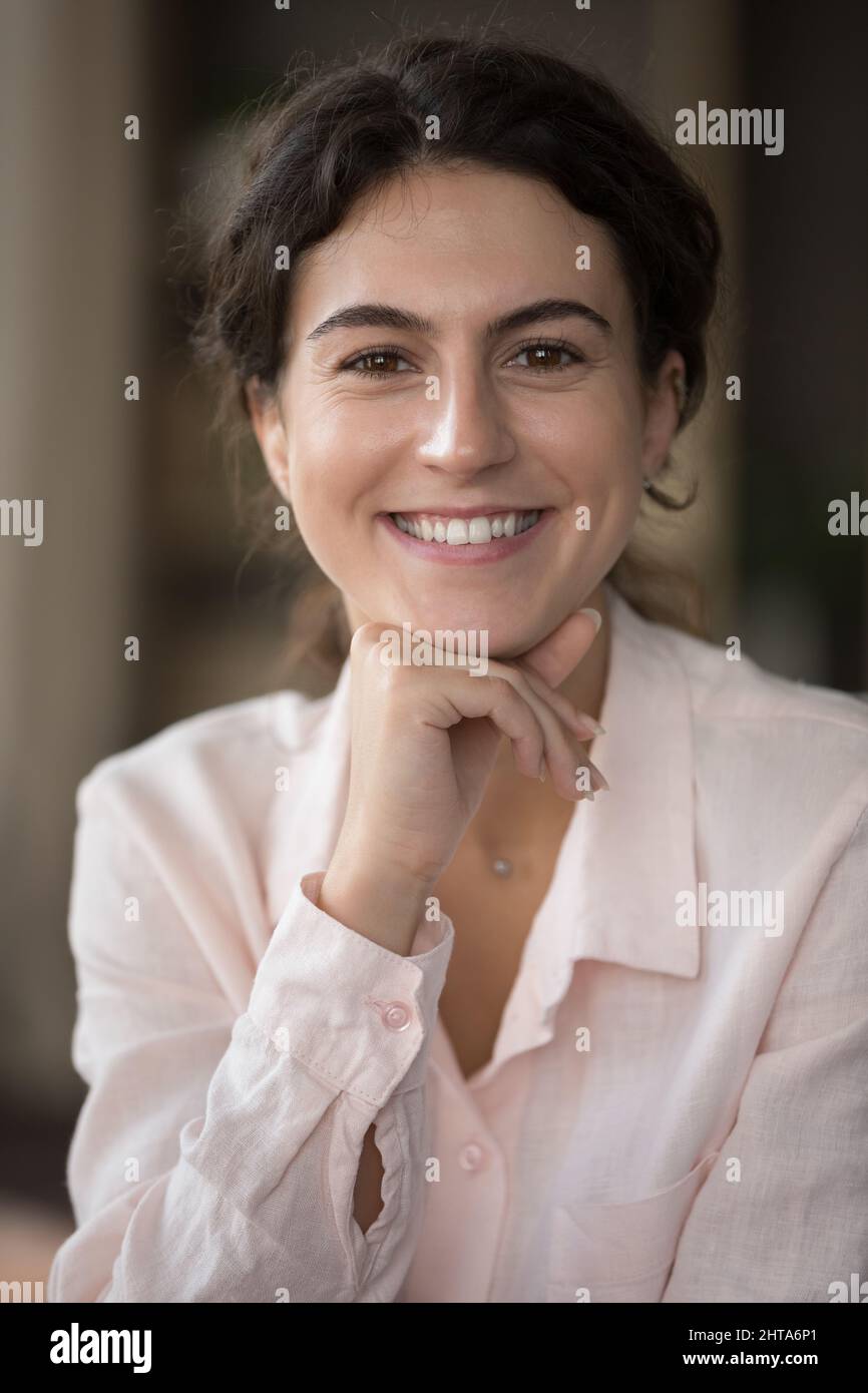 Vertical image portrait of happy young Hispanic woman Stock Photo - Alamy