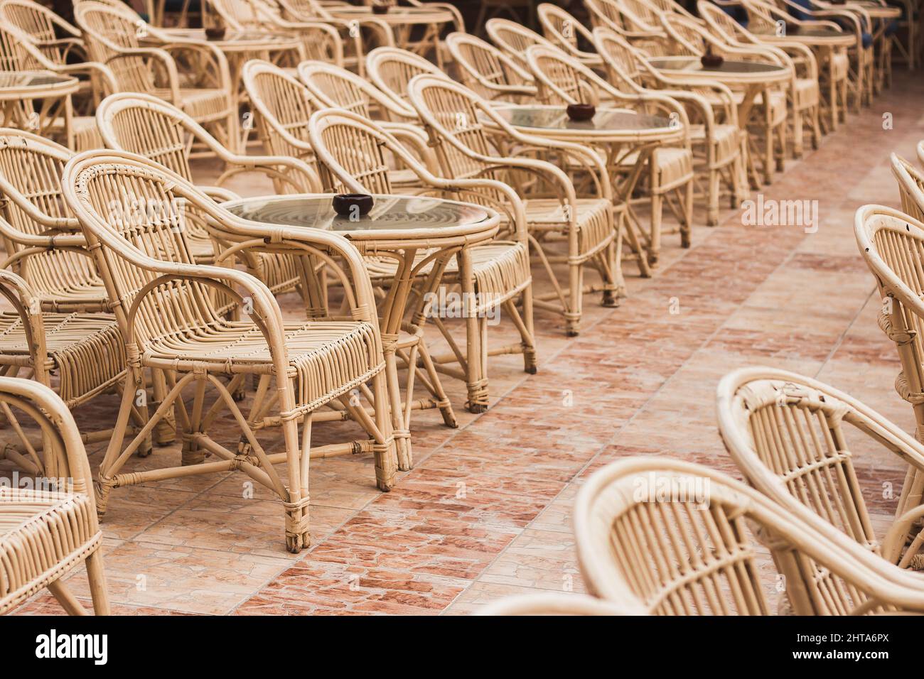 Curved wooden tables hi-res stock photography and images - Alamy