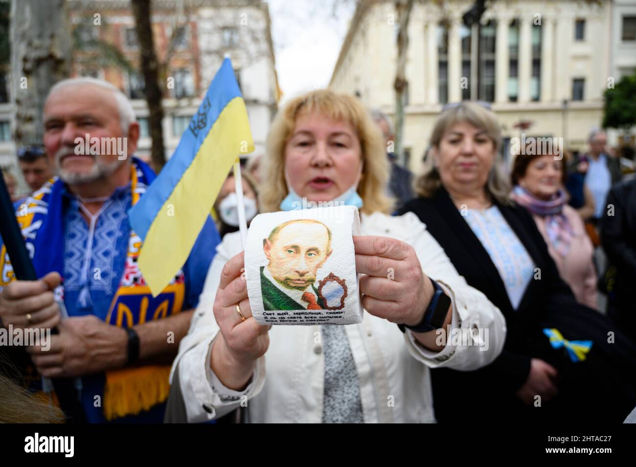 Vladimir Putin Toilet Roll High Resolution Stock Photography and Images -  Alamy