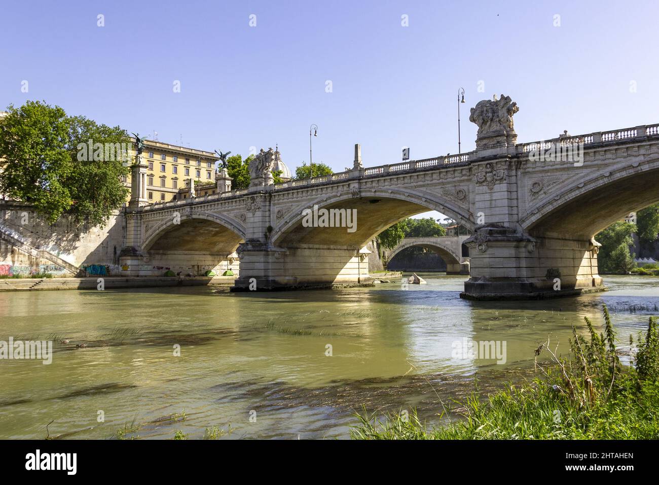 Crossing the tiber hires stock photography and images Alamy