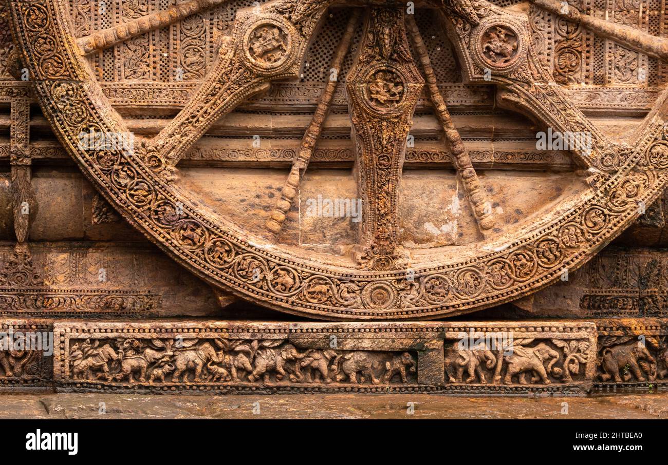 A closeup Detail of a stone wheel of chariot at Sun Temple, Konark, Orissa, India Stock Photo