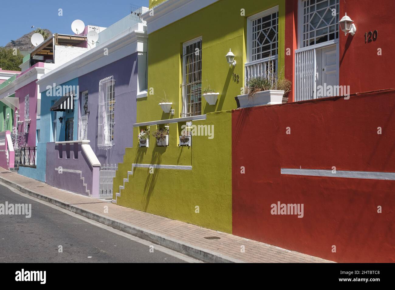 Colorful buildings in Cape Town, South Africa Stock Photo - Alamy