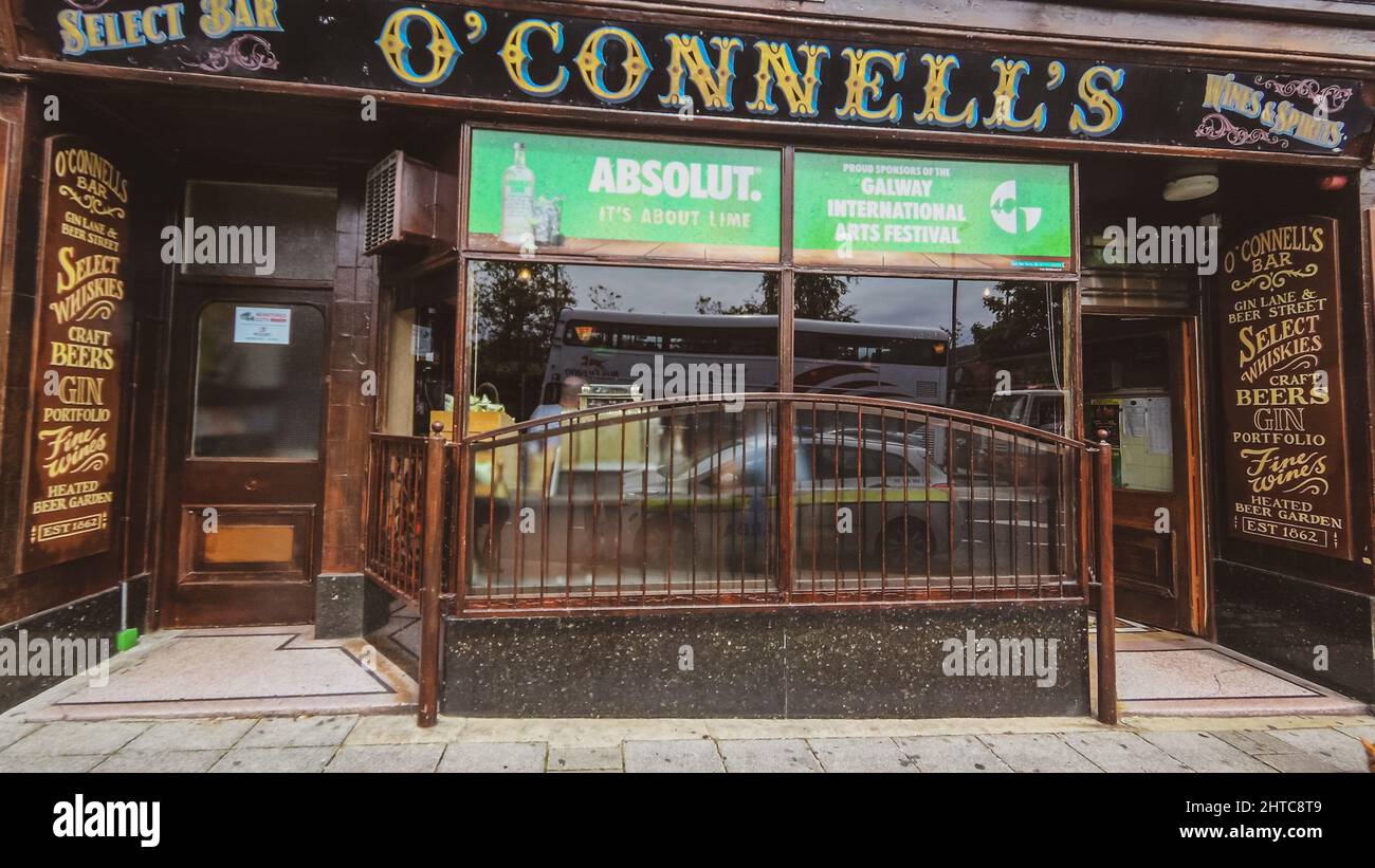 Front entrance to O'Connell's Pub facing Eyre Square Galway, Ireland