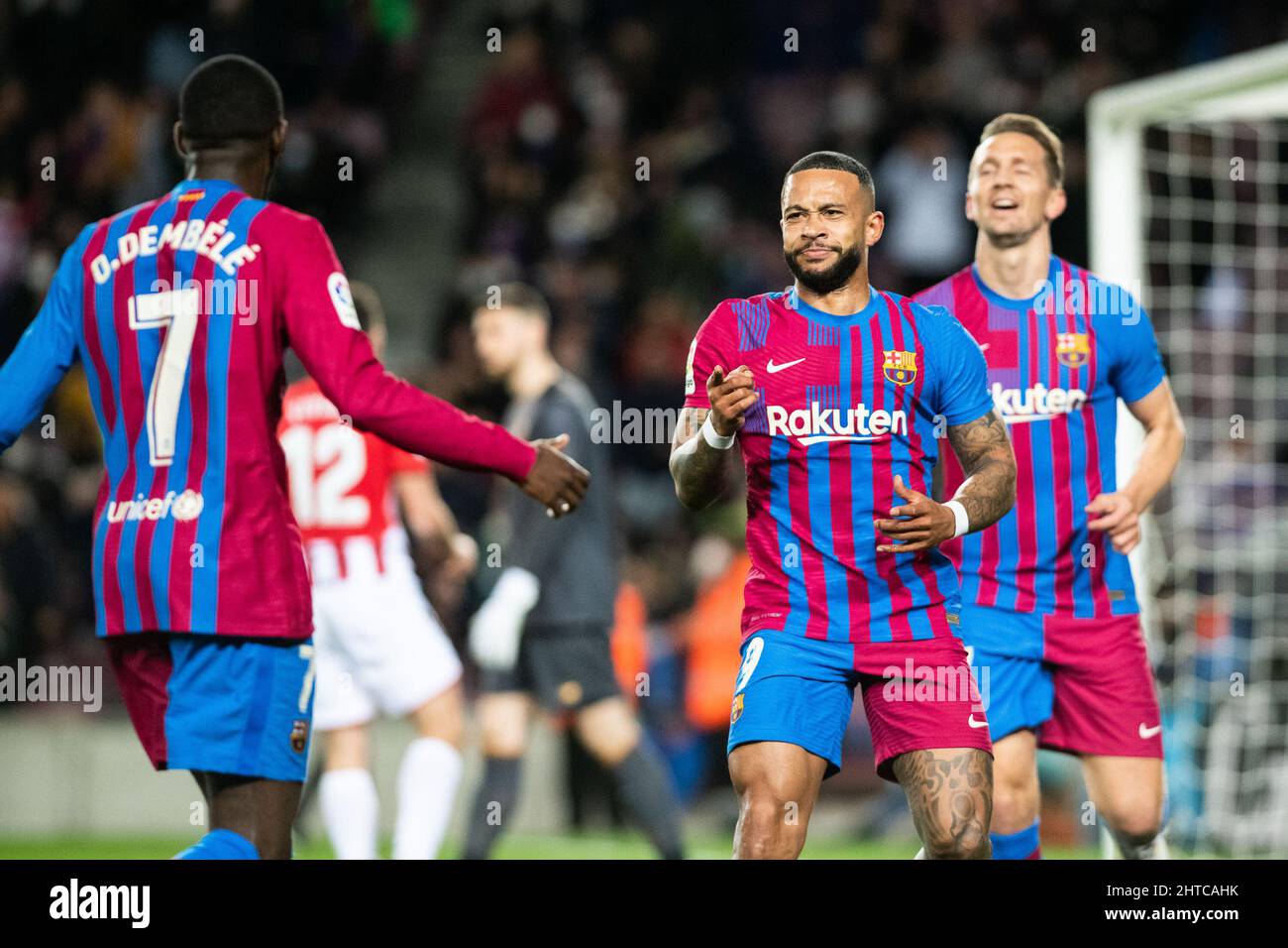 Spanish football evening headlines: Memphis Depay on target in Barcelona  friendly win and Eduardo Camavinga edges towards La Liga move - Football  España