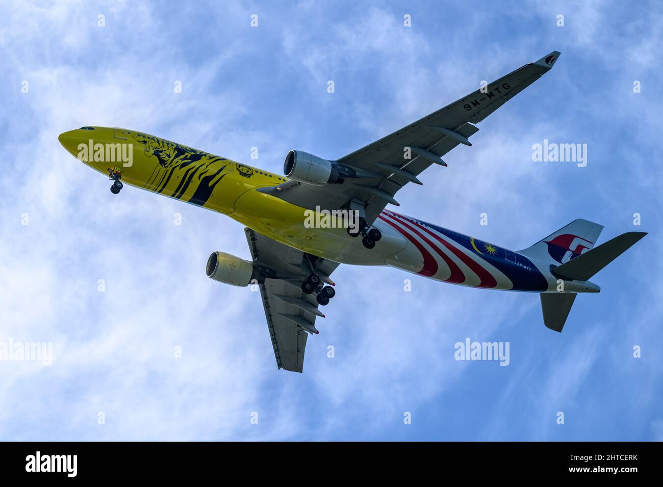 Malaysian Airlines Airbus A330 arriving at Sydney Airport Stock Photo