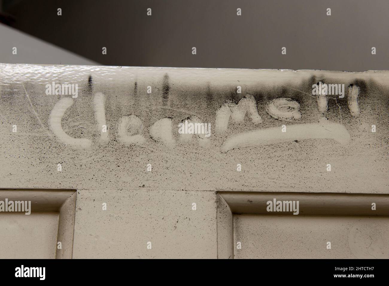 Apsley House, Hyde Park Corner, Piccadilly, City of Westminster, London, 2010. Detail showing the words 'Clean Me !!' written by hand into a patch of grime at the top of a door in Apsley House's storeroom. Stock Photo