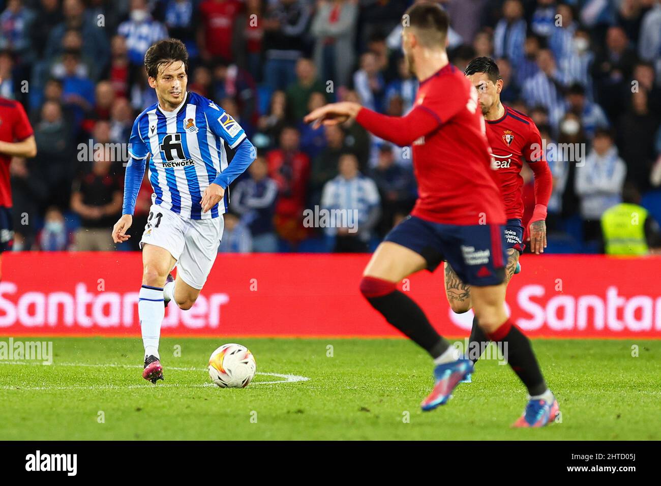 San Sebastian, Spain. 27th Feb, 2022. Jiménez Silva (L) (midfield; Real Sociedad) seen in action during the Spanish football of La Liga Santander, match between Real Sociedad and CA Osasuna at the Real Arena in San Sebastian.(Final score; Real Sociedad 1:0 CA Osasuna) (Photo by Fernando Pidal/SOPA Images/Sipa USA) Credit: Sipa USA/Alamy Live News Stock Photo