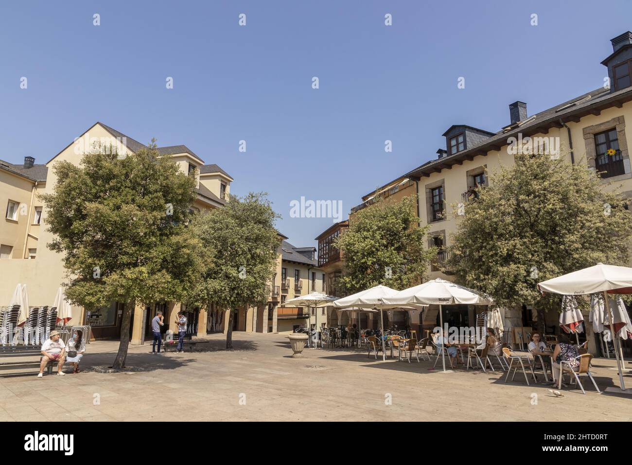 plaza-virgen-de-la-encina-square-in-ponferrada-el-bierzo-spain-stock