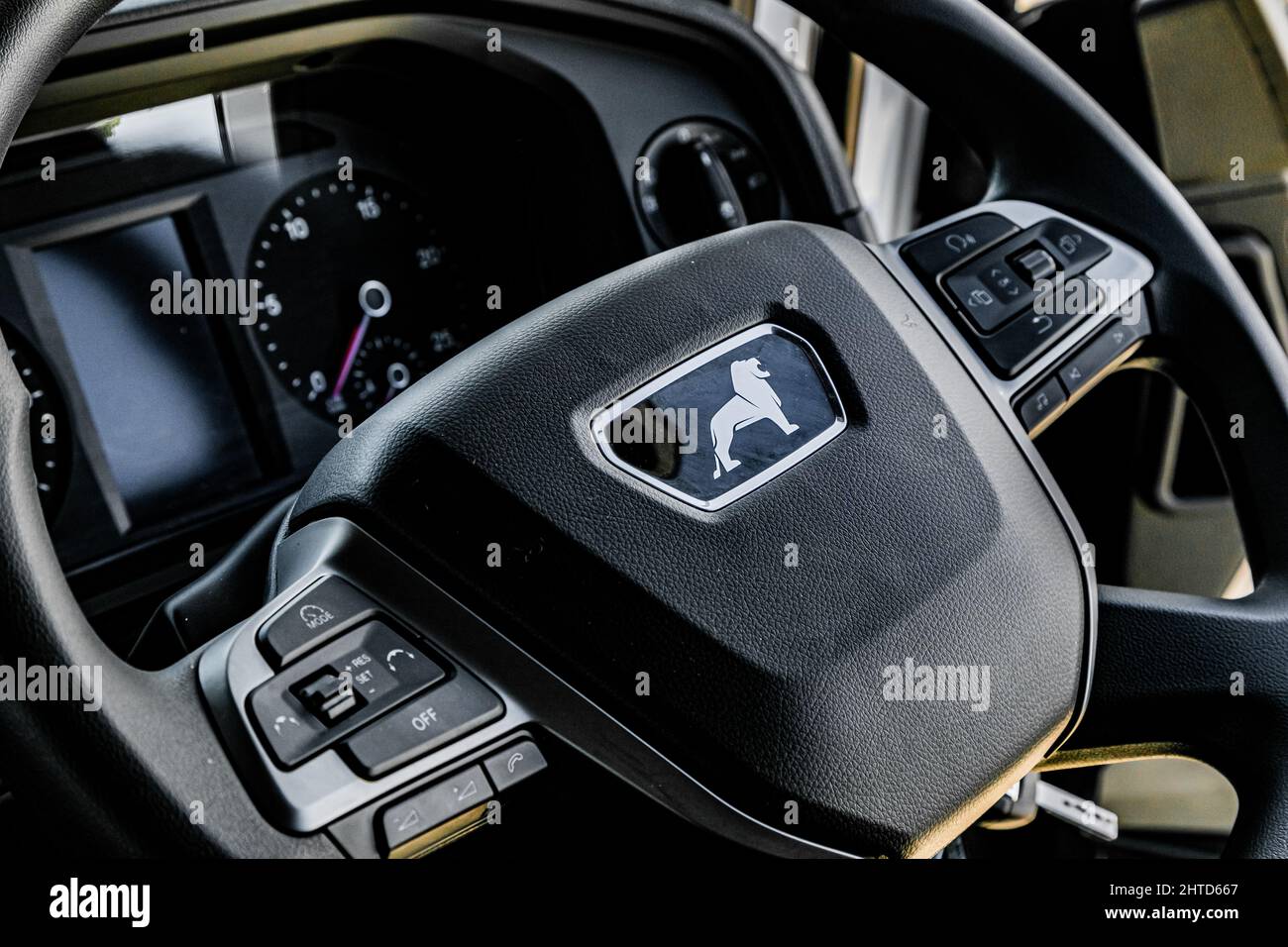 Big rig dashboard hires stock photography and images Alamy