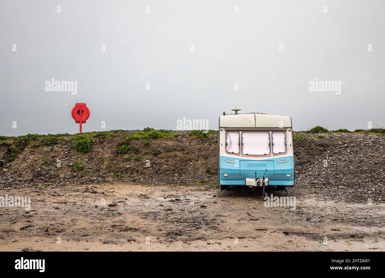 Garrettstown, Cork, Ireland. 28th February, 2022. A vintage caravan parked on a lay-by on a foggy morning at Garrettstown, Co. Cork, Ireland. - Credit; David Creedon / Alamy Live News Stock Photo