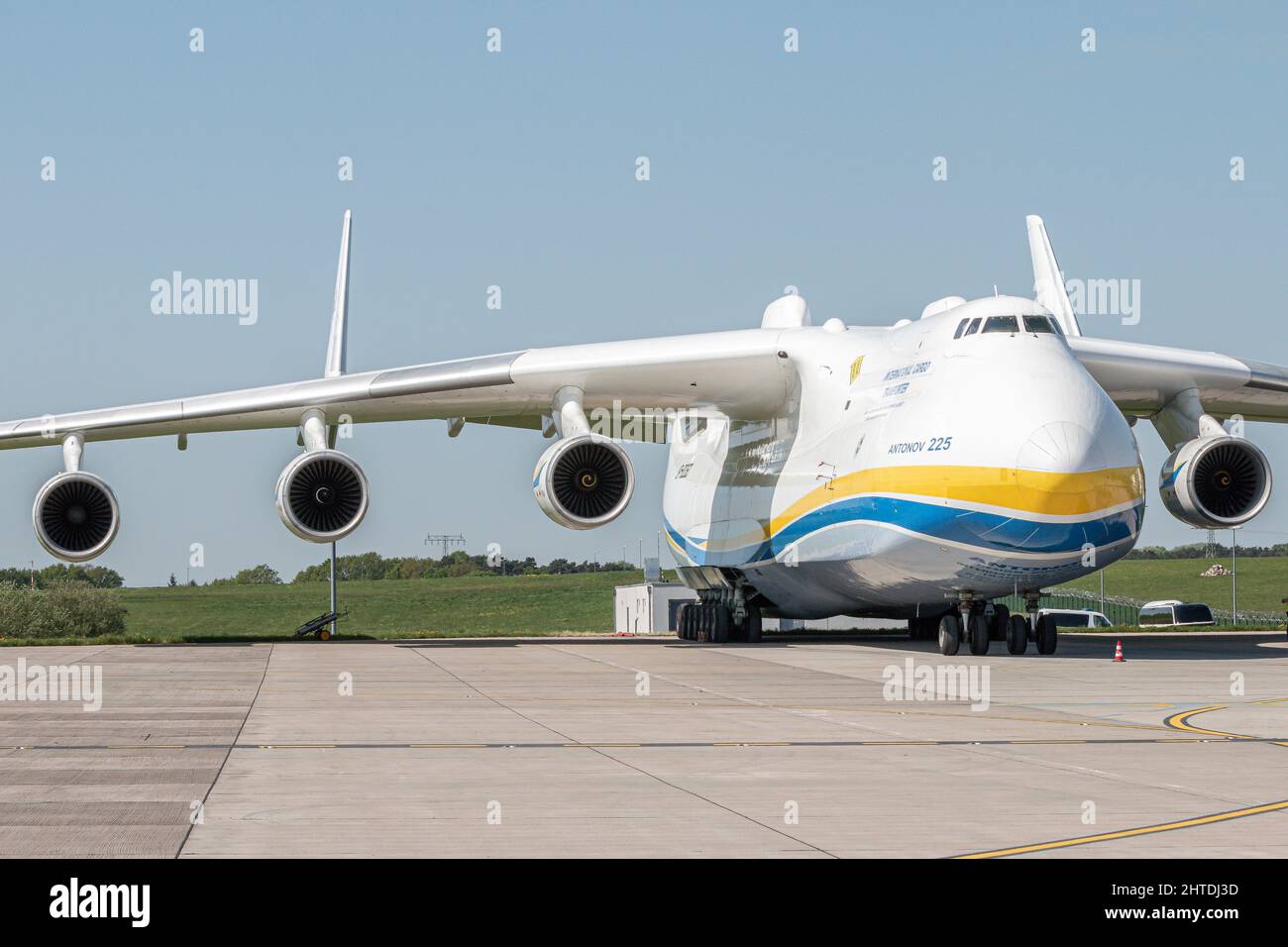 World's largest plane destroyed in Ukraine, Antonov An-225 Mriya Stock Photo