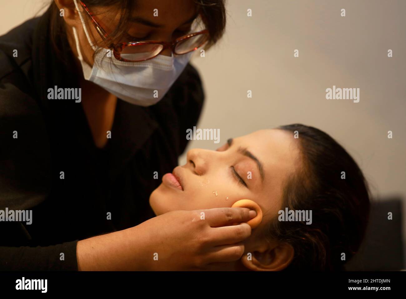 Dhaka, Bangladesh October 13, 2021 The Beauticians busy is doing