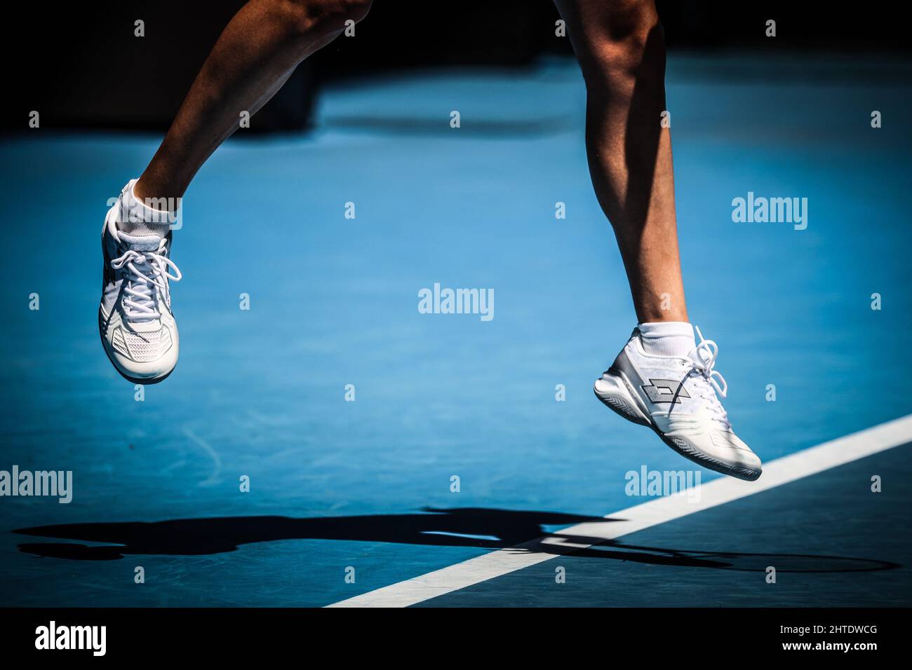 Bounce active hi-res stock photography and images - Alamy