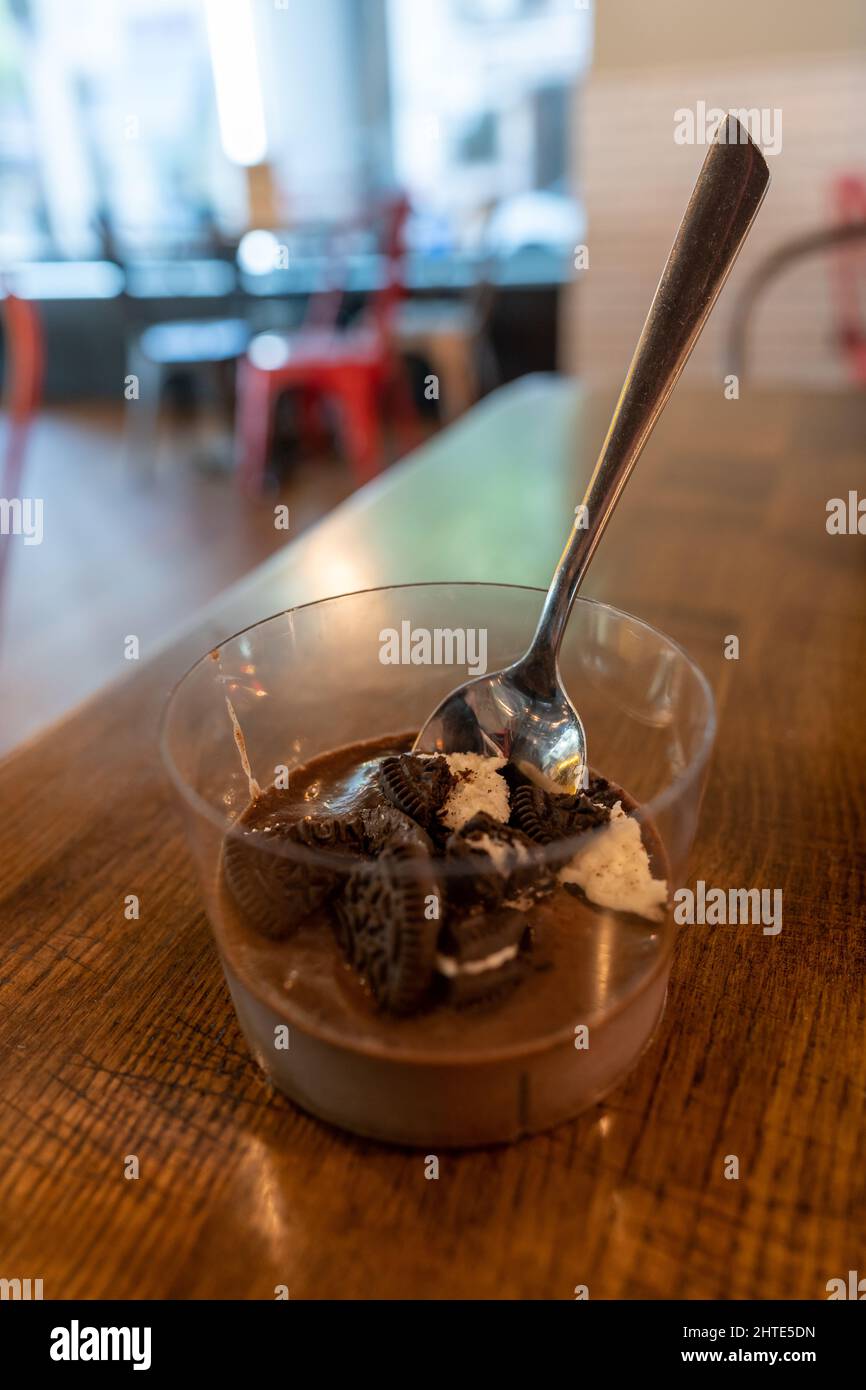 Dark chocolate moose cake hi-res stock photography and images - Alamy