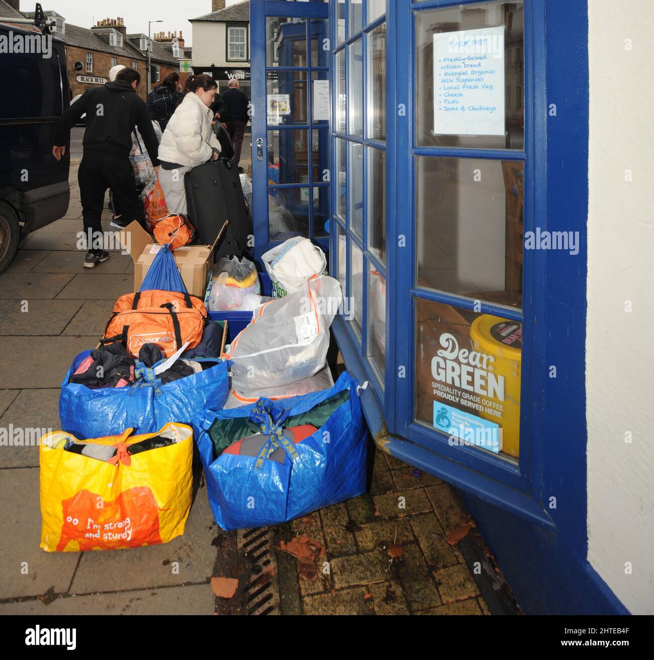 Chronicle delivery hires stock photography and images Alamy